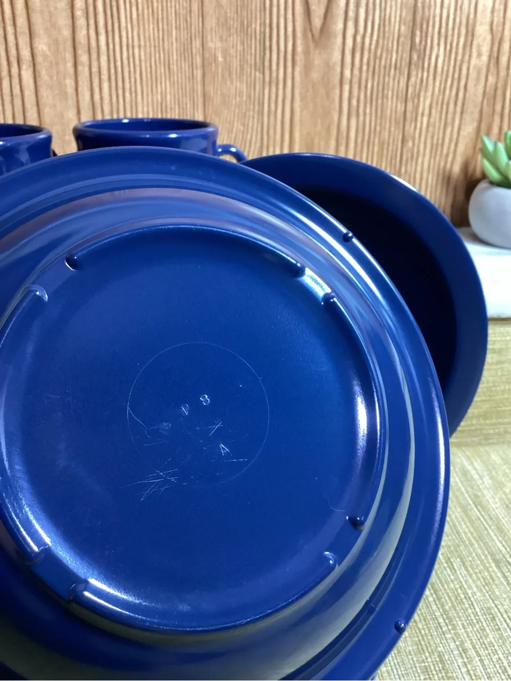 Blue Melamine Dinnerware Set - 4 Mugs & 4 Bowls